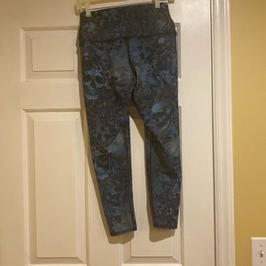 Skull workout leggings